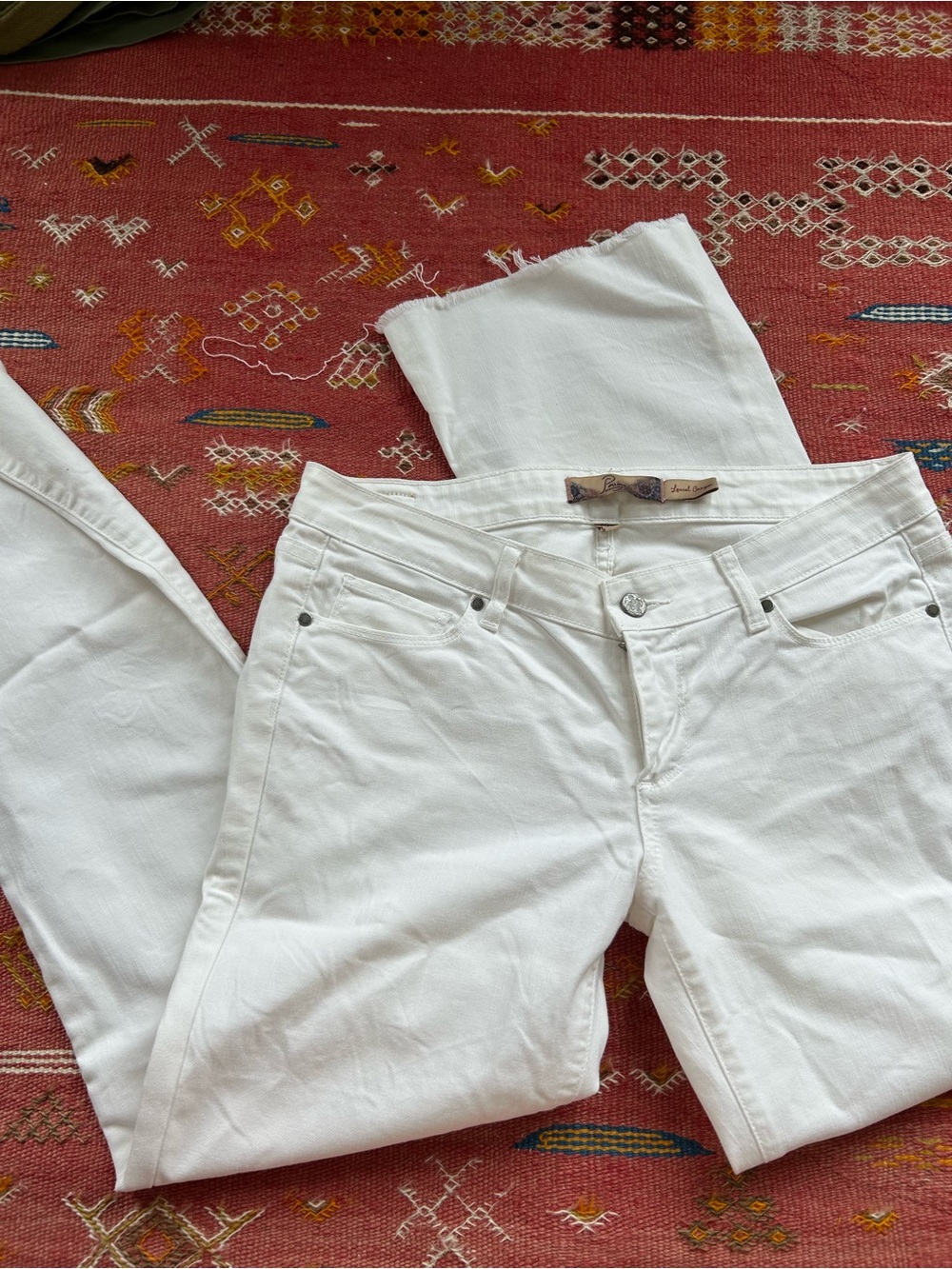 paige laurel canyon white skinny jeans